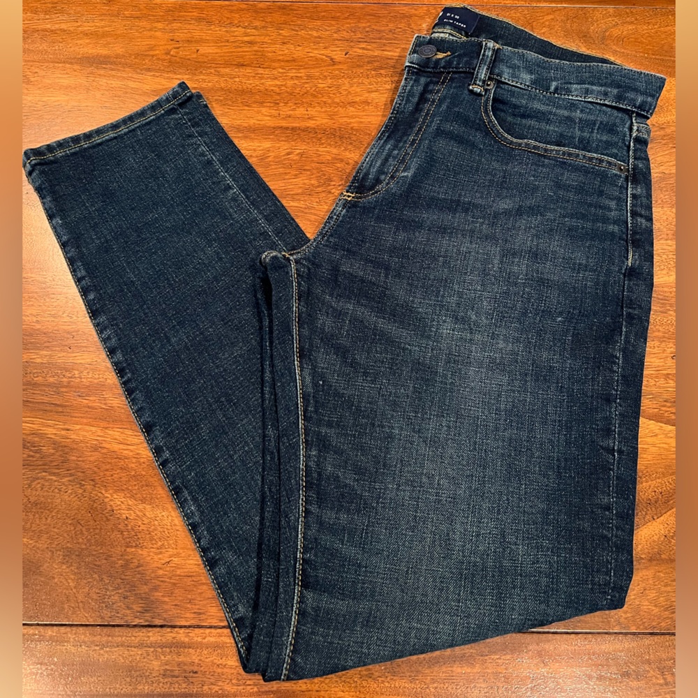GAP Men's Dark Blue Slim Taper Jeans in 31 x 30
